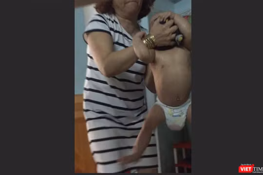 Sau vụ bạo hành trẻ mầm non tại nhóm trẻ Mẹ Mười, Sở GD-ĐT TP Đà Nẵng yêu cầu các cơ sở giữ trẻ phải có camera giám sát