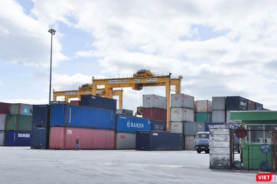 Một góc cảng Đà Nẵng