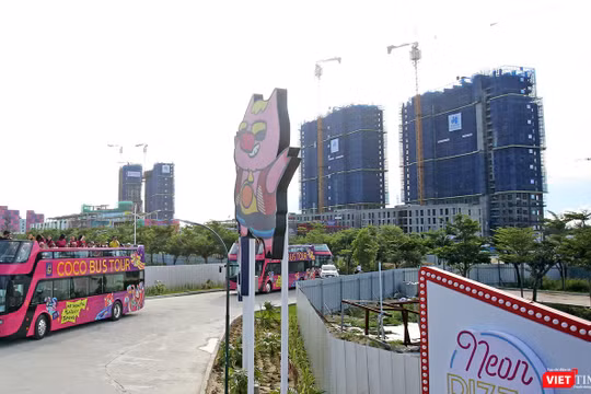 Cục Quản lý nhà và thị trường BĐS vừa có cảnh báo tình trạng đầu cơ tạo ra cơn sốt ảo đối với đất nền tại một số địa phương nếu không được chấn chỉnh kịp thời không những có tác động tiêu cực đến sự phát triển thị trường bất động sản, ảnh hưởng đến an nin