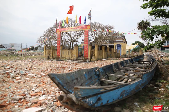 Chủ tịch UBND TP Đà Nẵng yêu cầu giữ nguyên hiện trạng, thực hiện việc trùng tu, tôn tạo các công trình di tích lịch sử tại khu vực và đề xuất các phương án bảo tồn làng nghề, các yếu tố văn hóa và lịch sử của khu vực làng Nam Ô.