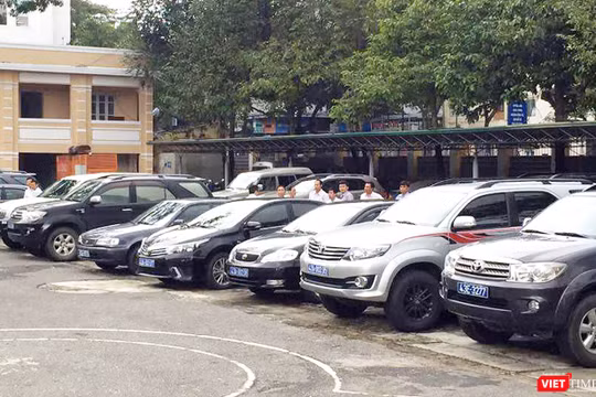 UBND TP Đà Nẵng vừa chỉ đạo tạm dừng chủ trương mua sắm, điều chuyển, bán xe ô tô của các cơ quan, tổ chức, đơn vị. 