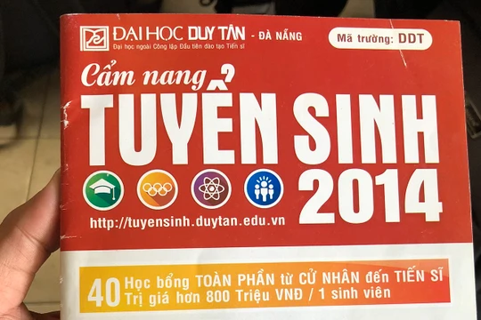 ĐH Duy Tân nói trường này xây dựng ra chuyên ngành Văn-Báo chí để tuyển sinh là không sai. 