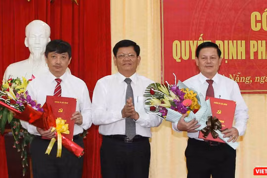 Thành ủy Đà Nẵng công bố bổ nhiệm, điều động nhiều nhân sự chủ chốt.