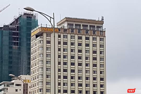 Dự án khách sạn 7 Seven Sea (đường Võ Nguyên Giáp, quận Sơn Trà, Đà Nẵng) ngang nhiên nâng tầng và đưa công trình vào hoạt động.