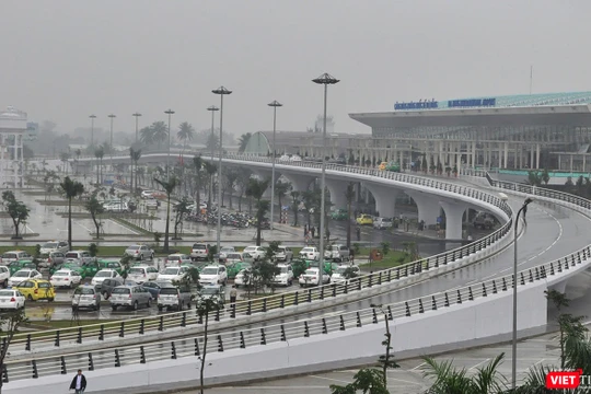 Theo Sở GTVT TP Đà Nẵng, vụ tài xế taxi tại Sân bay Đà Nẵng đình công vào sáng ngày 4/11 là tự phát và chỉ diễn ra trong 30 phút.