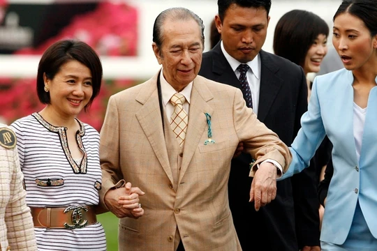 Những cậu ấm, cô chiêu tài giỏi của 'vua sòng bạc Macau' Hà Hồng Sân (Ảnh: SCMP)