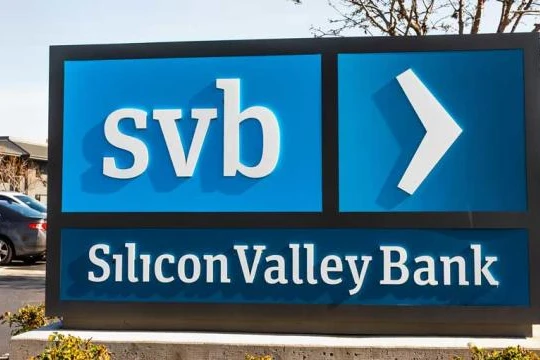 Silicon Valley Bank (SVB) (Ảnh: Yahoo Finance)