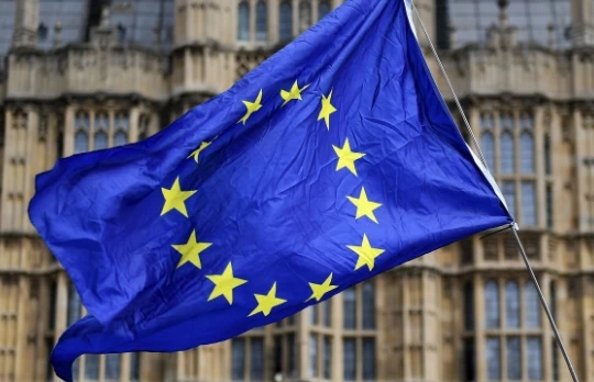 EU lo sợ sẽ xảy ra tình trạng quá tải internet.