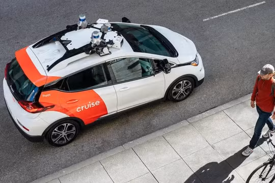 Xe robotaxi của công ty Cruise trên đường phố San Francisco. Ảnh Engineering Interesting
