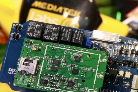 Chip MediaTek trên bảng mạch tại gian hàng MediaTek trong triển lãm Computex 2015 tại Đài Bắc, Đài Loan. Ảnh REUTERS/Pichi Chuang