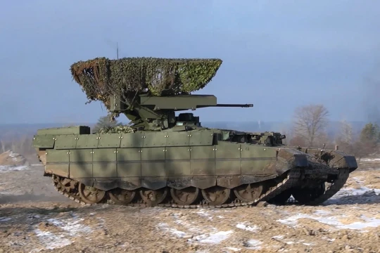 Xe yểm trợ tăng thiết giáp BMPT "Terminator" tăng cường hệ thống bảo vệ. Ảnh RG