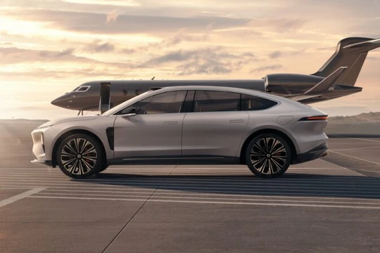 Xe điện siêu sang ET9 của Nio. Ảnh CarnewsChina.