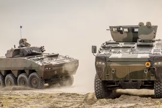 Xe thiết giáp chở quân Rosomak của quân đội Ba Lan,. Ảnh Military Ukraine. 