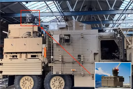 Hệ thống vũ khí laser DragonFire trên xe bọc thép Wolfhound cấu hình 6x6. Ảnh Army Recognition.