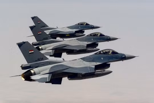 Phi đội máy bay chiến đấu F-16 Iraq bay huấn luyện ngày 18/7/2019. Ảnh Không quân Mỹ. 