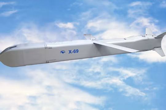 Tên lửa hành trình Kh-69 của Nga. Ảnh Russian Gazeta