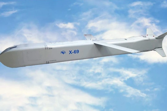Tên lửa hành trình Kh-69 của Nga. Ảnh Russian Gazeta