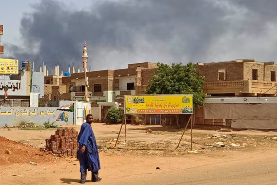 Xung đột diễn ra ác liệt ở Sudan sau khi lệnh ngừng bắn hết hiệu lực. Ảnh al-Jazeera