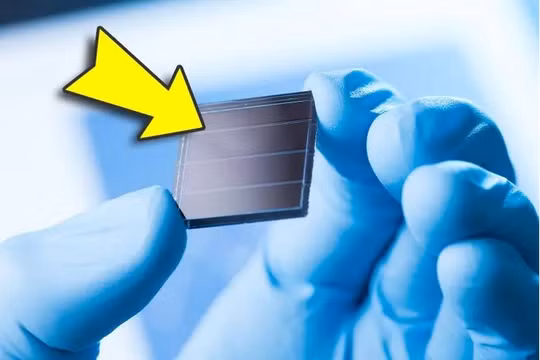 Pin mặt trời song song perovskite-silicon chứng minh ý tưởng công nghệ đạt hiệu suất 31,2%. Ảnh Scitech Daily
