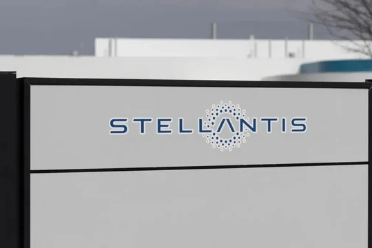 Một nhà máy sản xuất ô tô của Stellantis. Ảnh Engineering Interesting. 