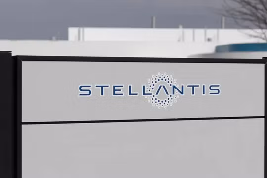Một nhà máy sản xuất ô tô của Stellantis. Ảnh Engineering Interesting. 