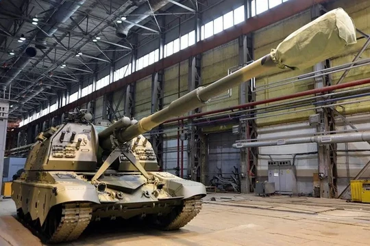 Pháo tự hành hiện đại hóa 2S19M1 Msta-S mới. Ảnh Army Recorgnition