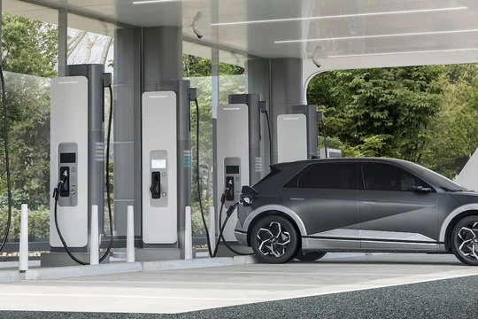 Sạc xe điện cao cấp Hyundai E-Pit. Ảnh: Hyundai