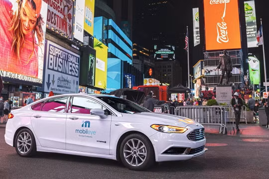 Xe tự hành Mobileye trên đường phố NewYork. Ảnh Video Mobileye.