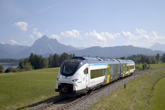 Siemens Mobility tiến hành thử nghiệm Mireo Plus H, đoàn tàu hai toa chạy bằng hydro ở Bavaria, Đức. Ảnh Siemens Mobility