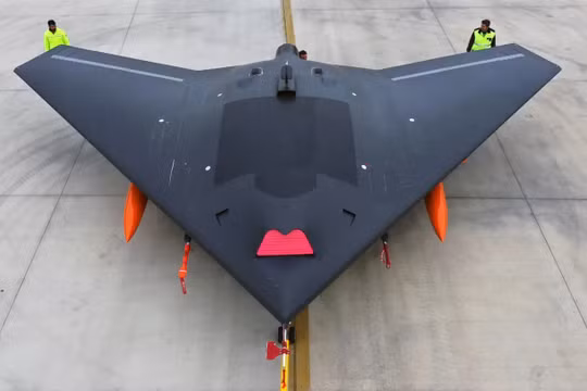 Máy bay không người lái (UAV) chiến đấu chạy bằng động cơ phản lực tàng hình ANKA-3. Ảnh The Drive