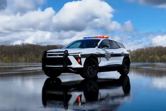 Chevy Blazer EV Xe cảnh sát truy đuổi (PPV) do General Motors chế tạo. Ảnh minh họa Chevrolet