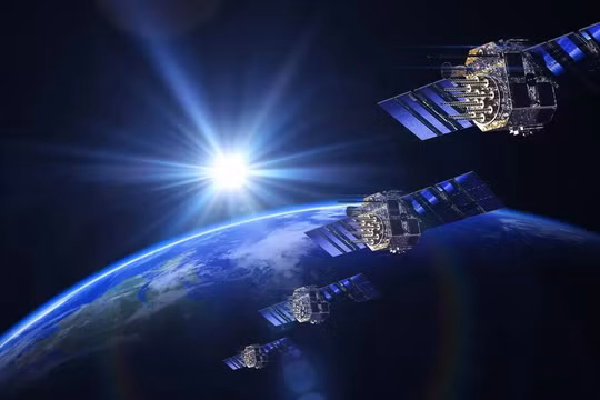 Hệ thống vệ tinh Internet băng thông rộng. Ảnh Engineering Intersting