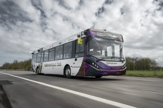 Xe buyt tự lái của Stagecoach ở Edinburgh, Anh. Ảnh E&T