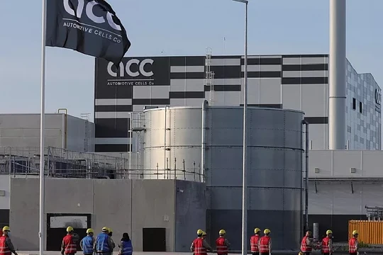 Nhà máy khổng lồ của công ty sản xuất pin EV (ACC), liên doanh của Stellantis, TotalEnergies và Mercedes ở Billy-Berclau-Douvrin, Pháp, ngày 30/5/ 2023. Ảnh Reuters / Pascal Rossignol