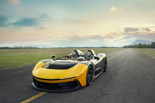 Siêu xe mui trần Barchetta chạy hoàn toàn bằng điện. Ảnh: Automobili Pininfarina