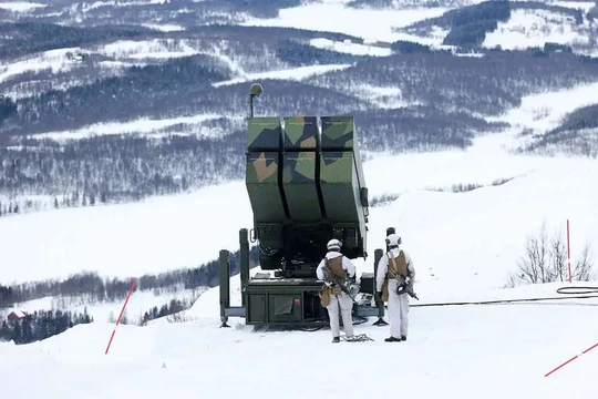 Hệ thống phòng không NASAMS trong cuộc diễn tập của Lực lượng không quân Na Uy. Ảnh Army Recognition.