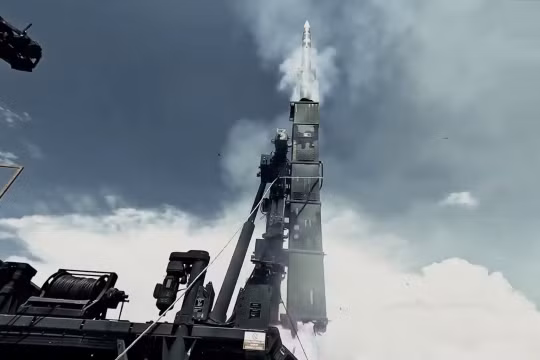 Hệ thống tên lửa phòng không tiên tiến HISAR-O+. Ảnh Military Leak