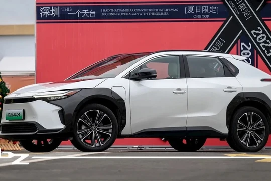 Xe SUV chạy điện Toyota Bozhi 4X. Ảnh: GAC-Toyota
