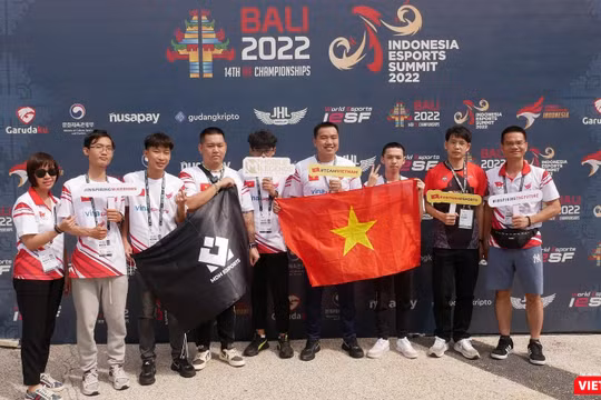 Đoàn Việt Nam tại Giải Vô địch Thể thao điện tử Thế giới (IESF) 2022, đang được tổ chức ở Bali - Indonesia.