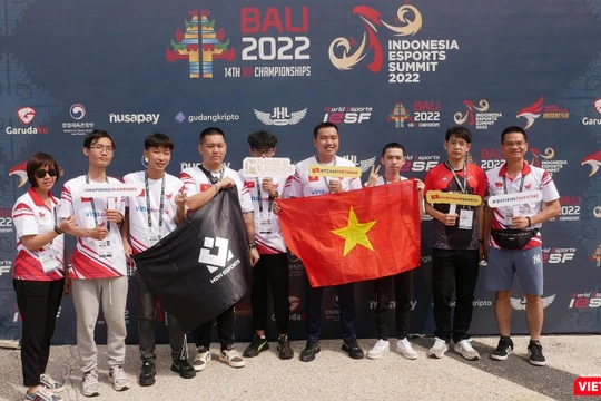 Đoàn Việt Nam tại Giải Vô địch Thể thao điện tử Thế giới (IESF) 2022, đang được tổ chức ở Bali - Indonesia.