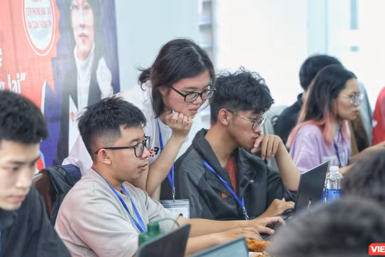 Vòng thi Chung khảo Sinh viên với An toàn thông tin ASEAN 2022 10 đội Việt Nam và 10 đội thuộc 6 nước ASEAN khác.