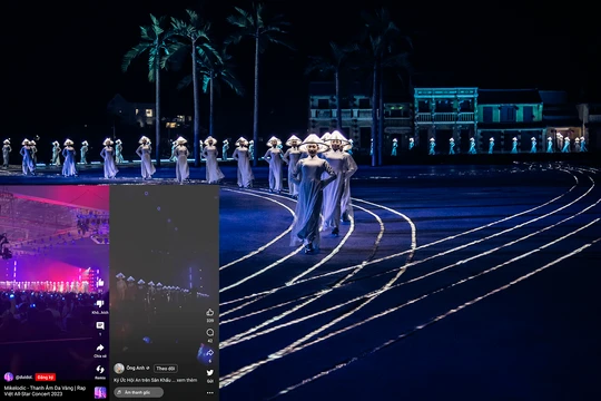 Hình ảnh những diễn viên mặc áo dài trắng, đầu đội nón đèn led bước ra với nhịp điệu bước đi, hai tay chắp phía sau lưng ở show diễn "Ký Ức Hội An" (ảnh lớn) và màn biên đạo tiết mục “Khúc da vàng” (ảnh nhỏ).