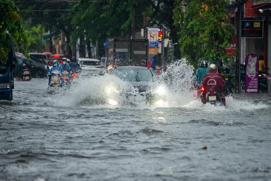 Đà Nẵng ngập nghiêm trọng trong trận mưa xảy ra tháng 9/2023