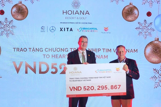 Hơn 520 triệu đồng đã được trao cho chương trình Nhịp tim Việt Nam, hỗ trợ chi phí phẫu thuật cho trẻ em nghèo mắc bệnh tim bẩm sinh.