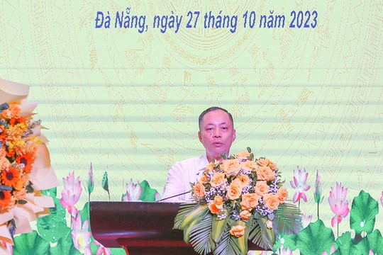 Cục trưởng Cục Quản lý Dược Vũ Tuấn Cường phát biểu tại hội nghị Tổng kết công tác dược, mỹ phẩm năm 2023 và triển khai chuyển đổi số lĩnh vực dược.