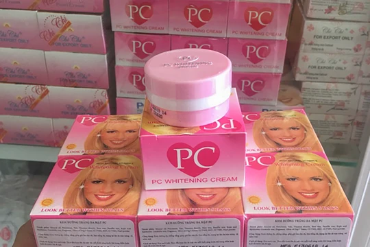 Sản phẩm PC Whitening Cream hộp 4g do do Công ty TNHH mỹ phẩm Thanh Thanh (địa chỉ 387 Tỉnh lộ 10, P. An Lạc A, Q. Bình Tân, TP HCM) sản xuất (Ảnh SKDS) 