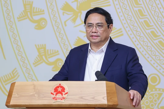 Thủ tướng Phạm minh Chính phát biểu tại hội nghị (Ảnh VGP/ Nhật Bắc)