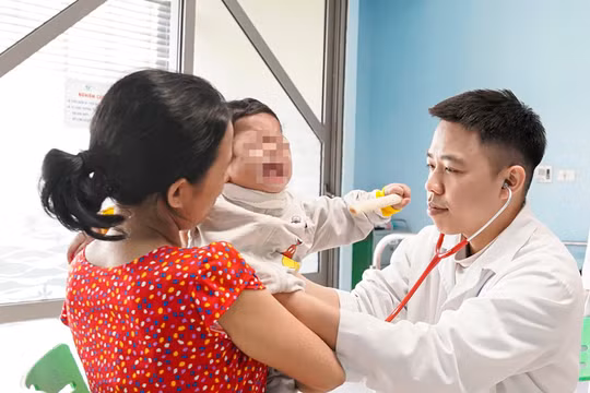 Đà Nẵng chưa có chính sách hỗ trợ, khuyến khích cho phụ nữ sinh đủ 2 con trước 35 tuổi. Ảnh minh hoạ.