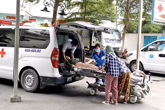 Dịch vụ vận chuyển cấp cứu ở TP HCM (ảnh SYT HCM)