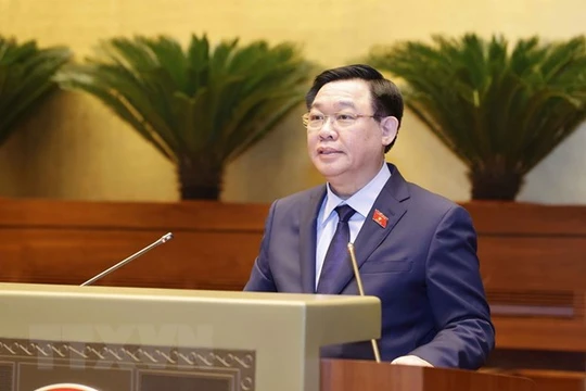 Chủ tịch Quốc hội Vương Đình Huệ phát biểu kết thúc phiên chất vấn và trả lời chất vấn. (Ảnh: Doãn Tấn/TTXVN)